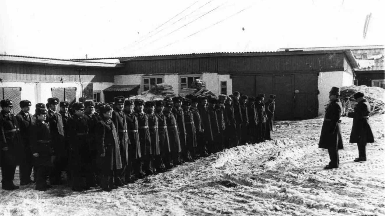 Служба длиною в три четверти века. От младшего сержанта до полковника  полиции | «Красный Север»