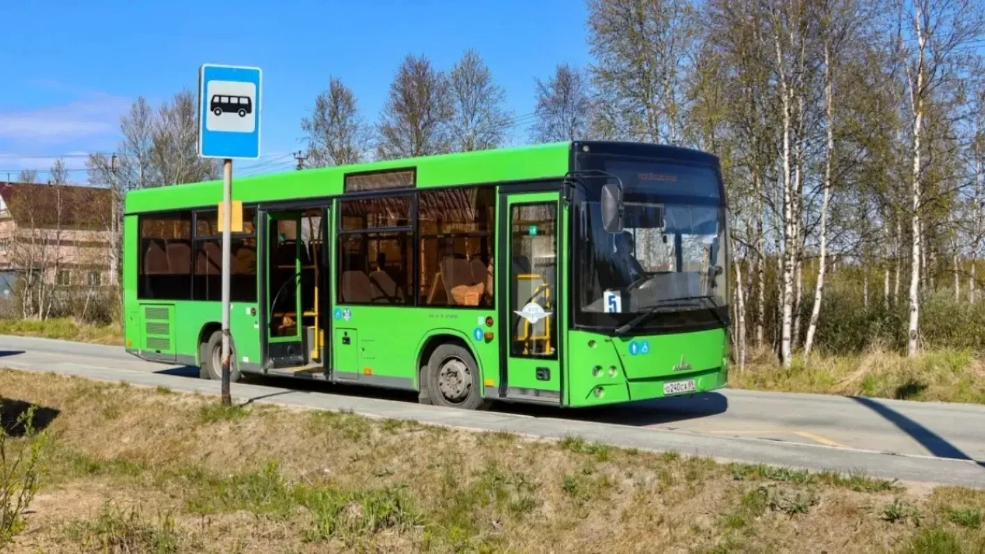 С 1 сентября в Салехарде пассажирские автобусы переведут на зимнее  расписание | «Красный Север»