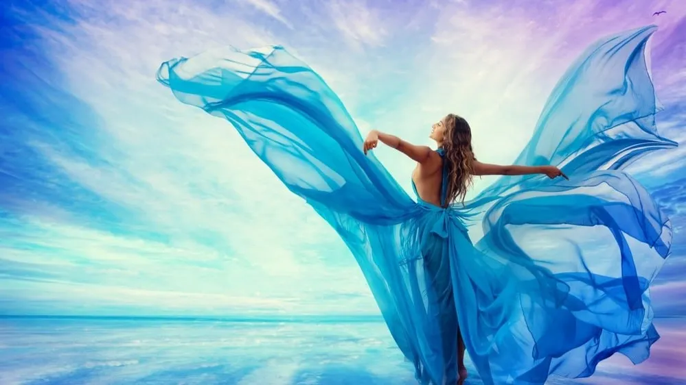 Синий цвет — для укрепления уз любви. Фото: Inara Prusakova/Shutterstock/Fotodom
