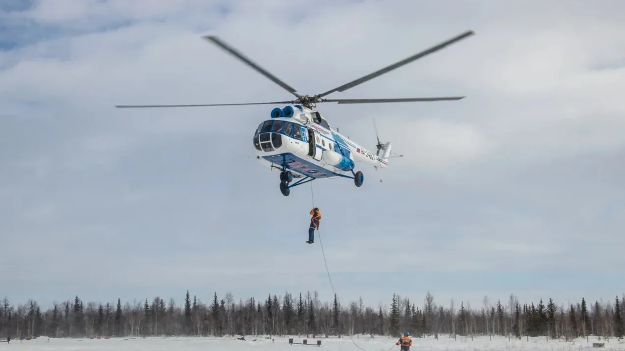 Спуски с вертолета. Фото: предоставлено ГКУ «Ямалспас»