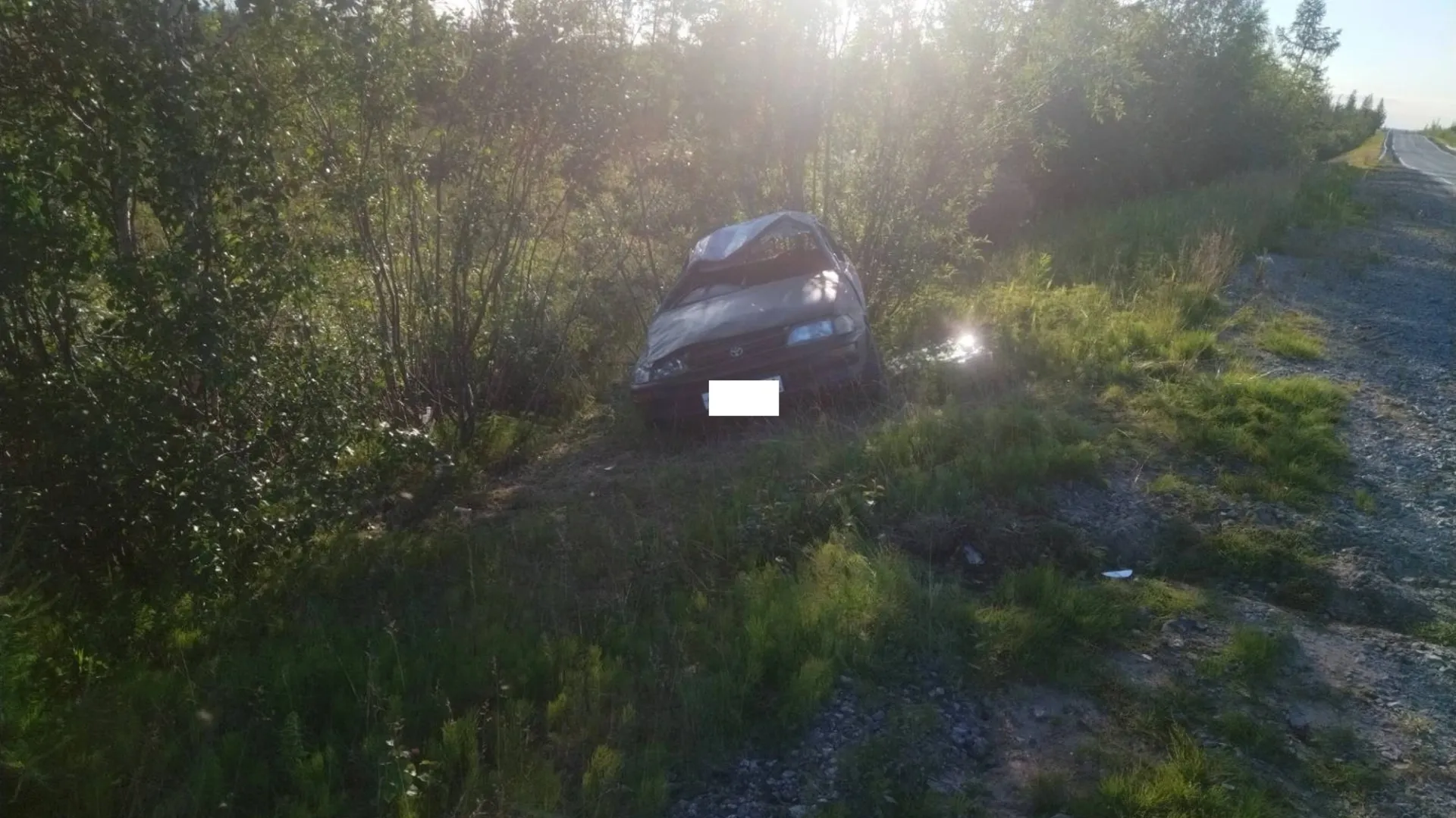 На трассе Сургут-Салехард Toyota вылетела с дороги, водитель  госпитализирован | «Красный Север»