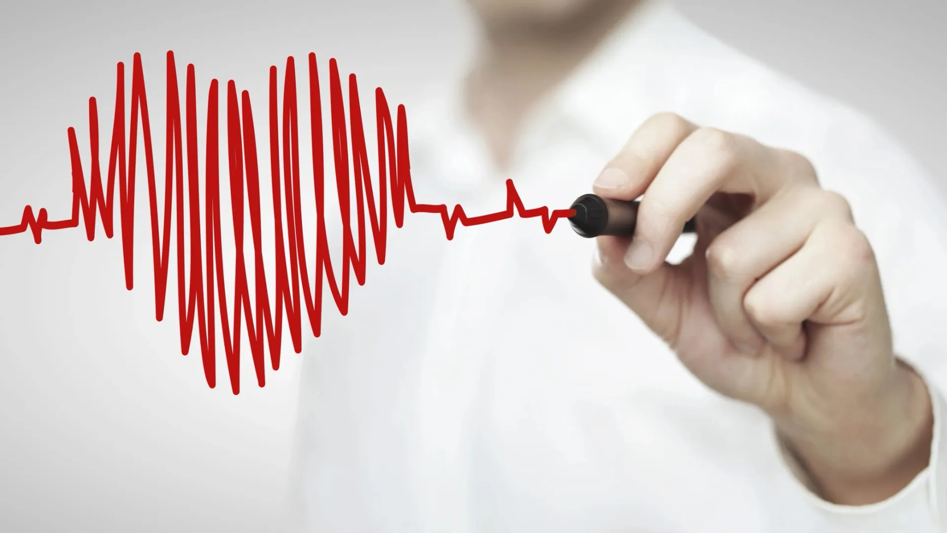 Больше всего жизней уносят болезни сердца. Фото: Peshkova/Shutterstock/Fotodom