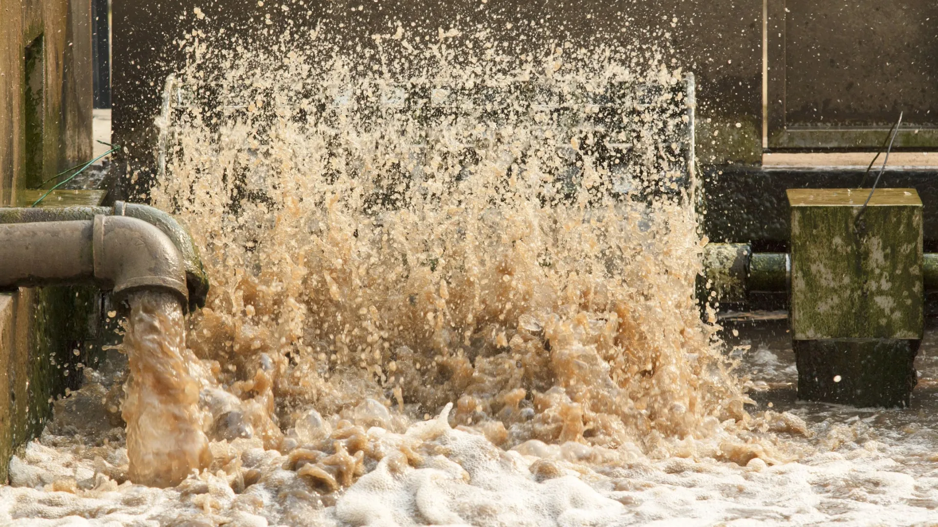 Мощность комплекса составит 20 тысяч кубометров в сутки. Фото: Toa55 / shutterstock.com / Fotodom