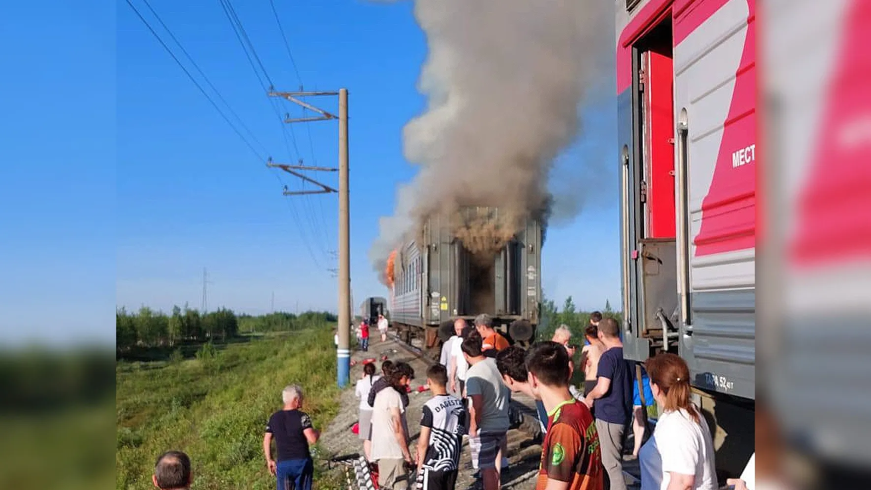 По предварительной версии, причина пожара — поджог. Фото: Уральская транспортная прокуратура