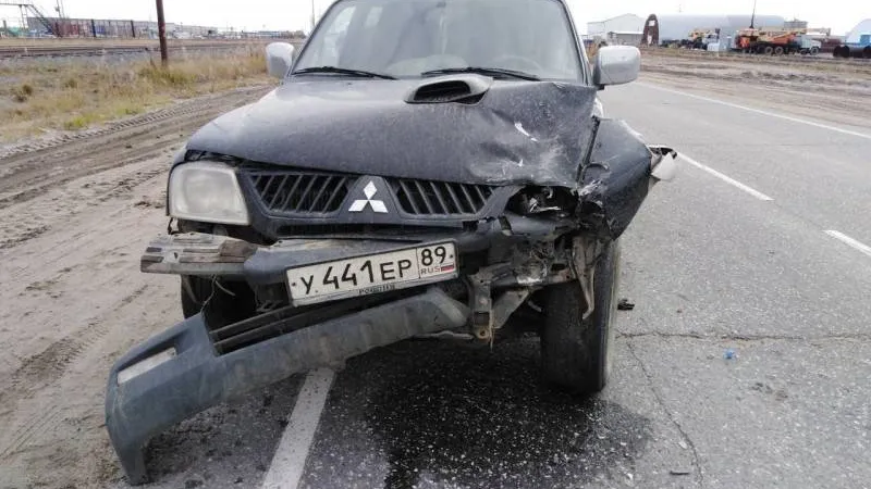 В авариях на Ямале пострадали два водителя и пьяный пешеход