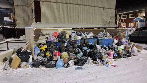 В Уренгое возникли проблемы с вывозом мусора