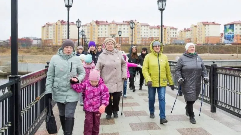 В прошлом году участниками Всероссийского дня ходьбы стали более 300 салехардцев. Фото: Данил Колосов / КРАСНЫЙ СЕВЕР