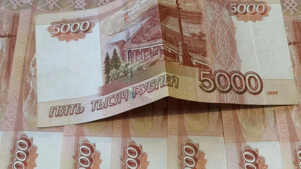 1000000 рублей семьям. Покажи 1000000 рублей. Покажи картинку 1000000. Перечислили мошенникам более миллиона рублей. Более 1000000.