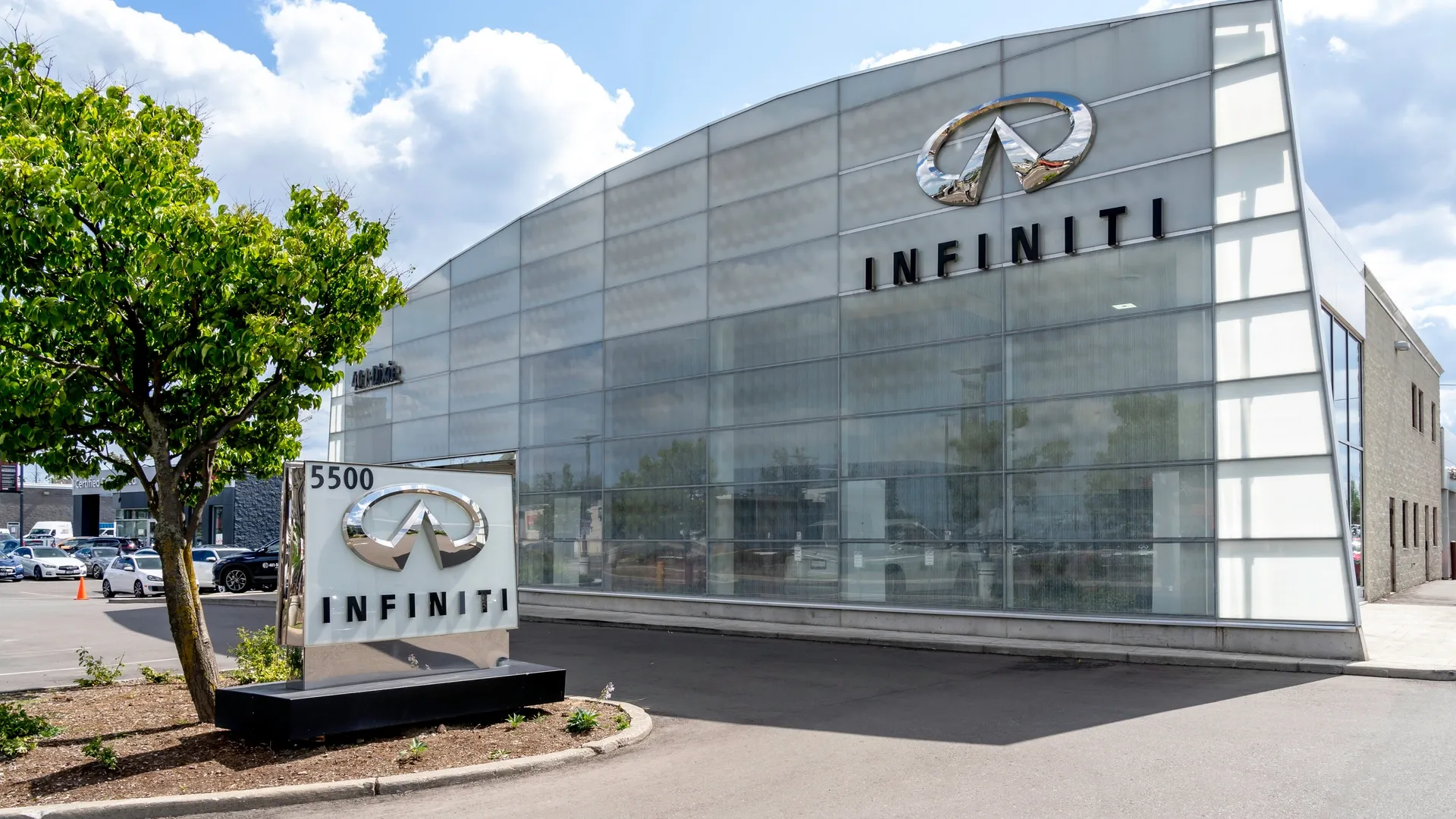 Японский производитель автомобилей Infiniti уйдёт из России | «Красный  Север»