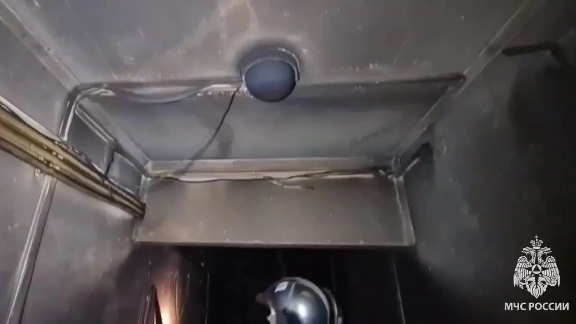 Жильцов дома разбудила пожарная сигнализация. Кадр из видео: t.me/gumchsyanao89