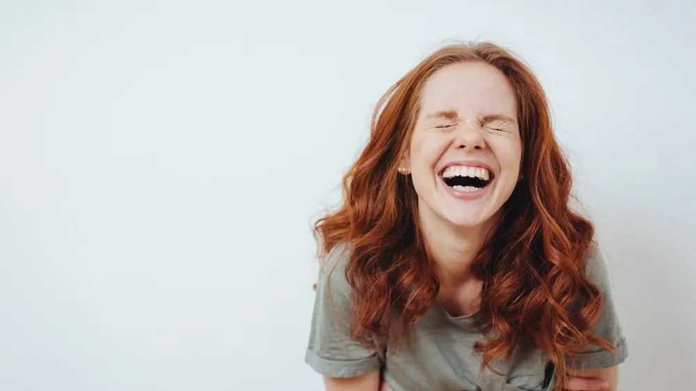 Смеяться над собой — особое искусство. Фото: stockfour/Shutterstock/Fotodom