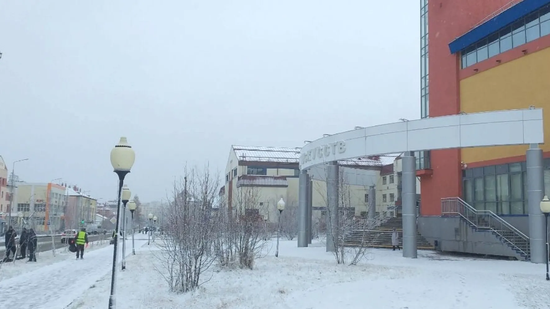 Снег в Салехарде, по прогнозам синоптиков, останется на всю зиму. Фото: Хасана Боязитова / "Ямал-Медиа"