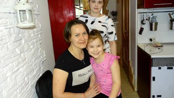 Деньги, пожертвованные на лечение Юлиану, помогу маленькой Саше Куц. Фото: Валерия Акименко / «Красный Север»