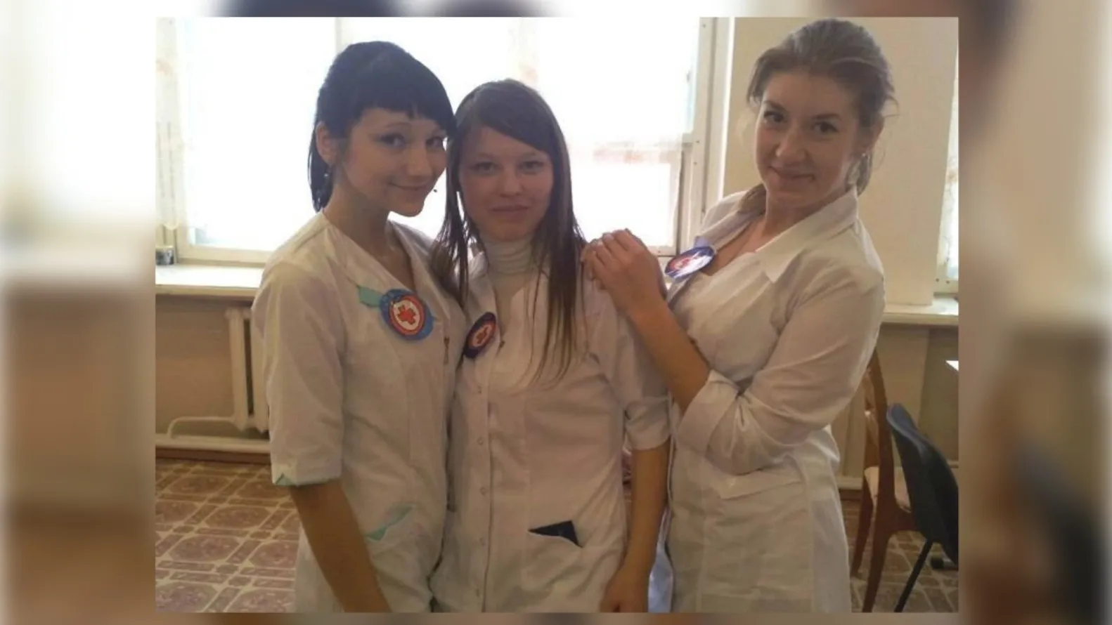 Олеся Рыбкина (в центре) всегда интересовалась медициной. Фото из архива Олеси Рыбкиной