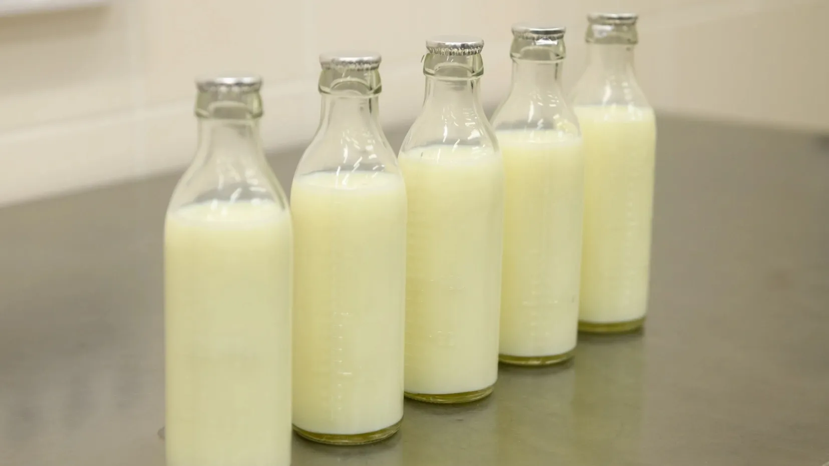 Экологически чистая продукция кухни готовится только из натурального молока. Фото: vk.com/anoyabrsk
