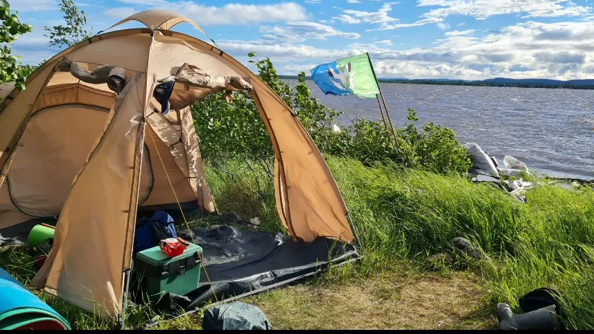 Палаточный лагерь. Фото: Сергей Панащенко
