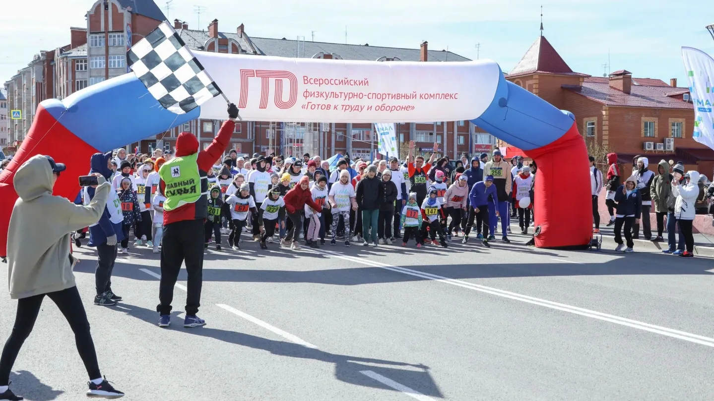 Комплекс ГТО рассчитан на людей с любым уровнем подготовки. Фото: Василий Петров / "Ямал-Медиа"