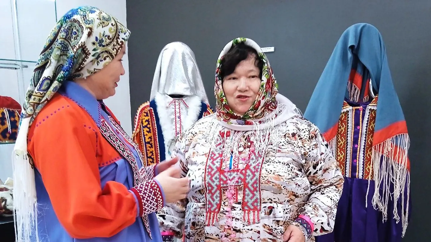 Антонина Егоровна верам «Хонма ёхан йис пора хайм верат» вантопсая яңхаты. Хор: Альбина Тырлина.