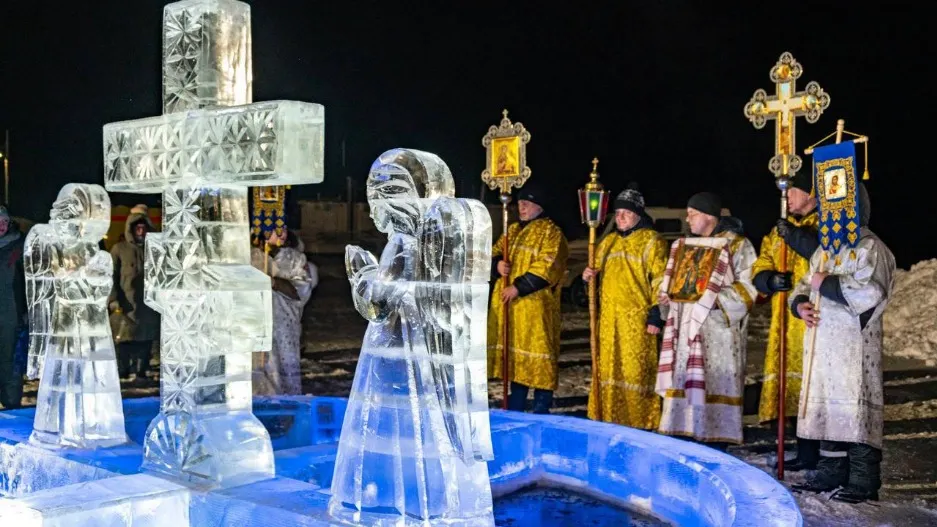 Фото на странице главы региона иллюстрируют, как великий праздник отмечают в муниципалитетах ЯНАО. Фото: t.me/artyukhov_da