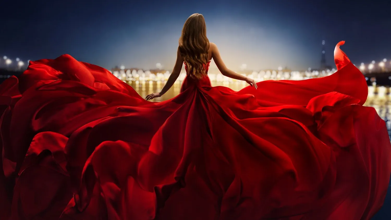 Огненно-красный — главный цвет Нового года 2026. Фото: Inara Prusakova/Shutterstock/Fotodom