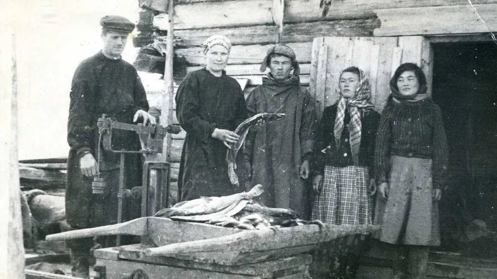 Не отставали от мужчин и женщины-рыбачки. Фото предоставлено МВК им И.С. Шемановского