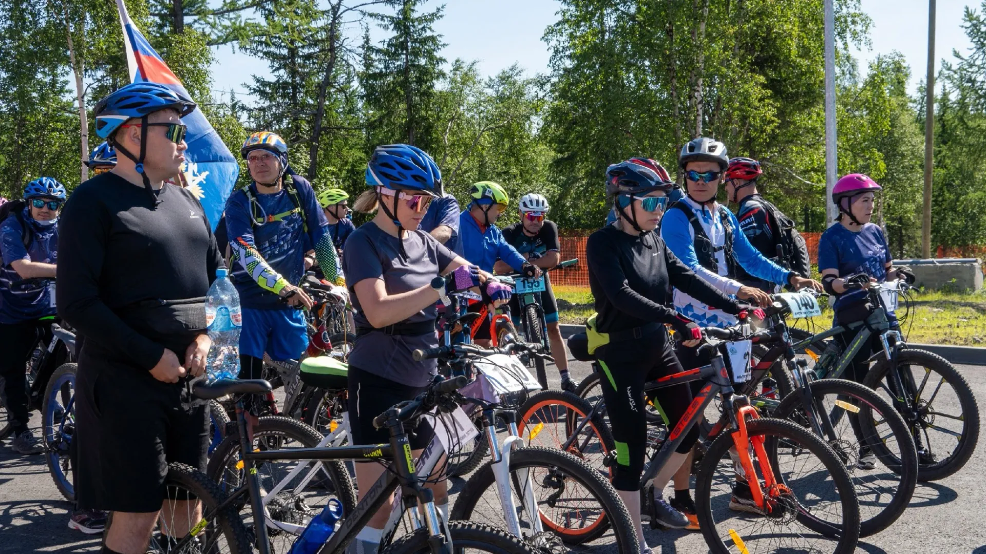 «Arctic Bike Trail» касапсая пиӆтащийм хоятат. Хор: Вероника Дмитриева