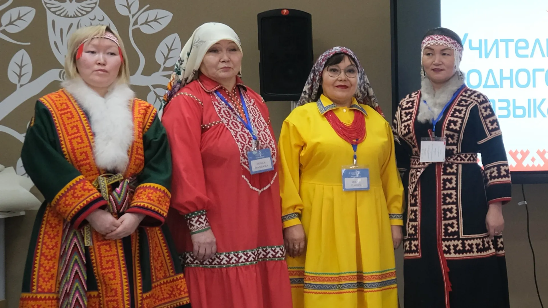 Ханты ясңенан ки ант потарӆан, ханты йис верӆан эӆты ищипа нумты мосаӆ. Хор: Альбина Тырлина.