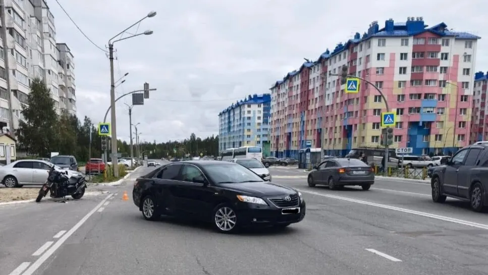 Участника утренней аварии госпитализировали с черепно-мозговой травмой. Фото: предоставлено УГИБДД по ЯНАО