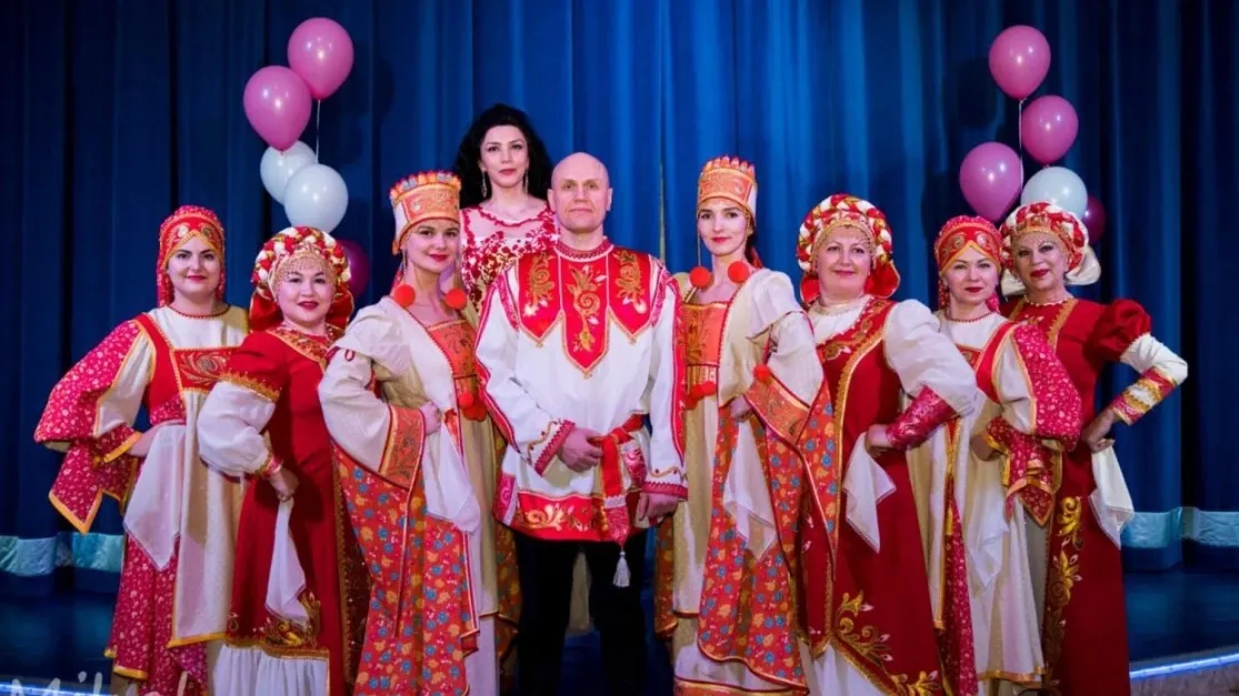 Ансамбль народной песни «Россиянка» потратит выигранный грант на пошив сценических костюмов. Фото: пресс-служба губернатора ЯНАО