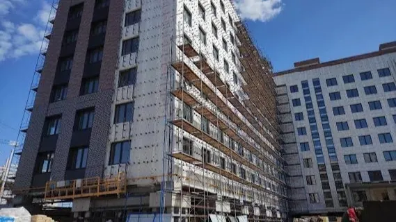 Три многоэтажки в Обдорском сдадут в 2023 году. Фото: vk.com/stroim_yamal