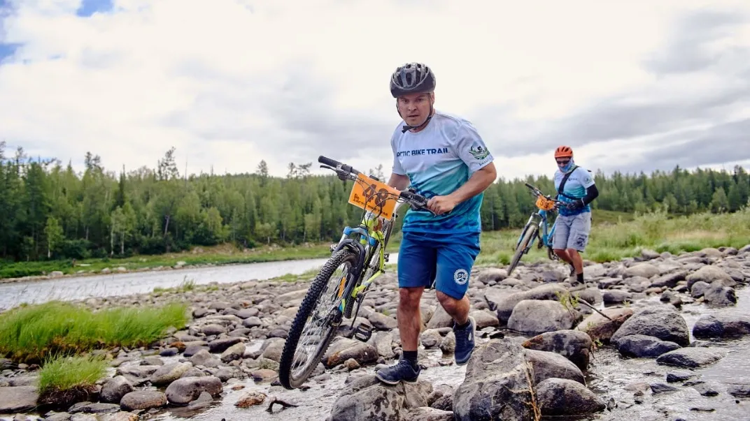 На Ямале арктическая велогонка «Arctic Bike Trail» проходит второй год подряд. Фото: архив клуба «ВелоЯмал»