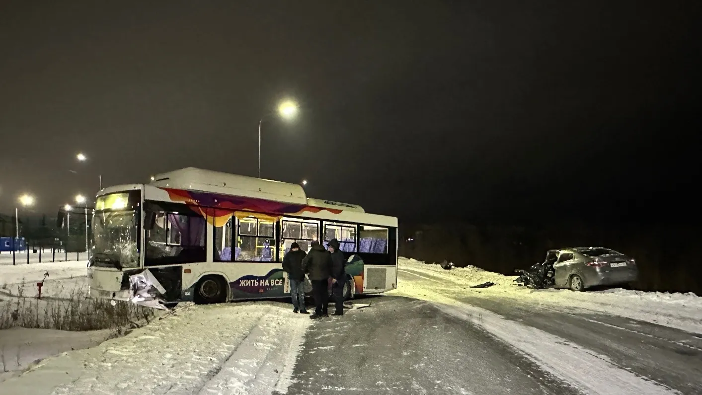 Смертельное ДТП в Салехарде произошло 30 октября. Фото: Вера Дронзикова / «Ямал-Медиа»