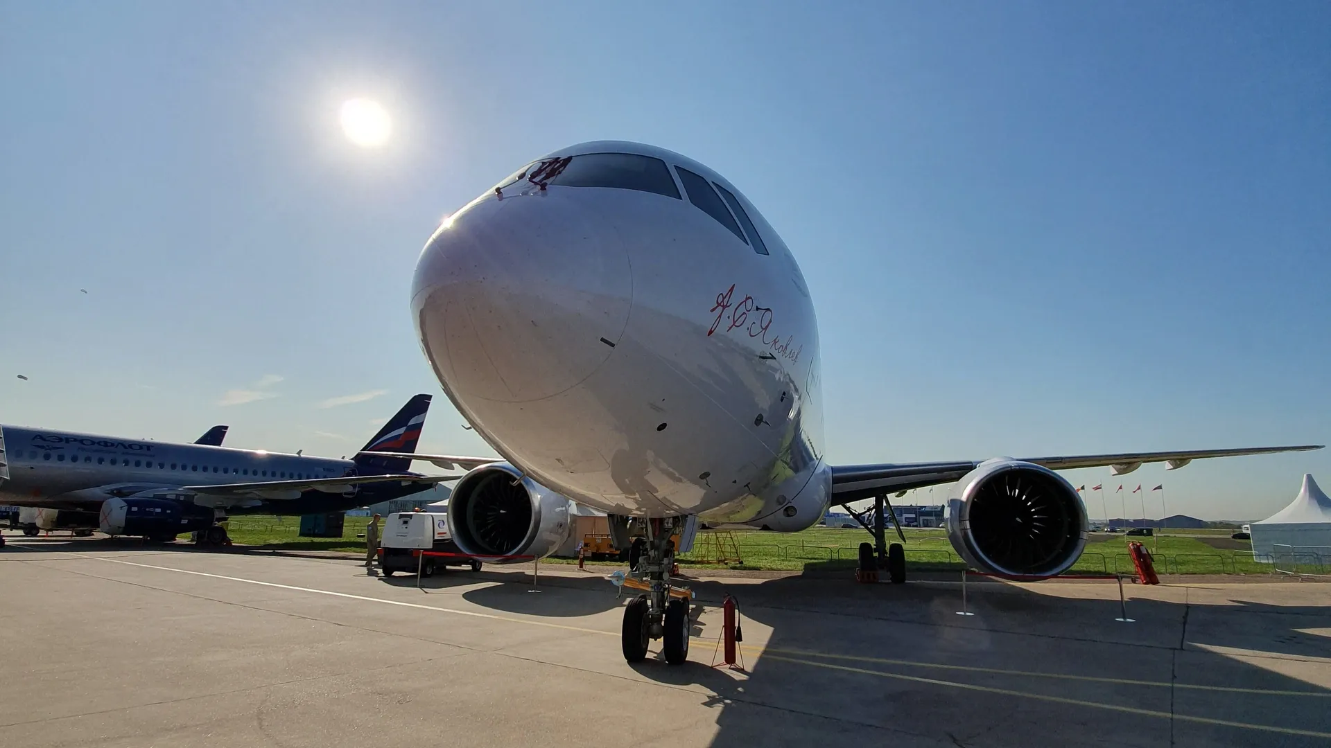 Самолет МС-21 на авиасалоне "Макс-2019". Фото: JSparrow / Shutterstock.com