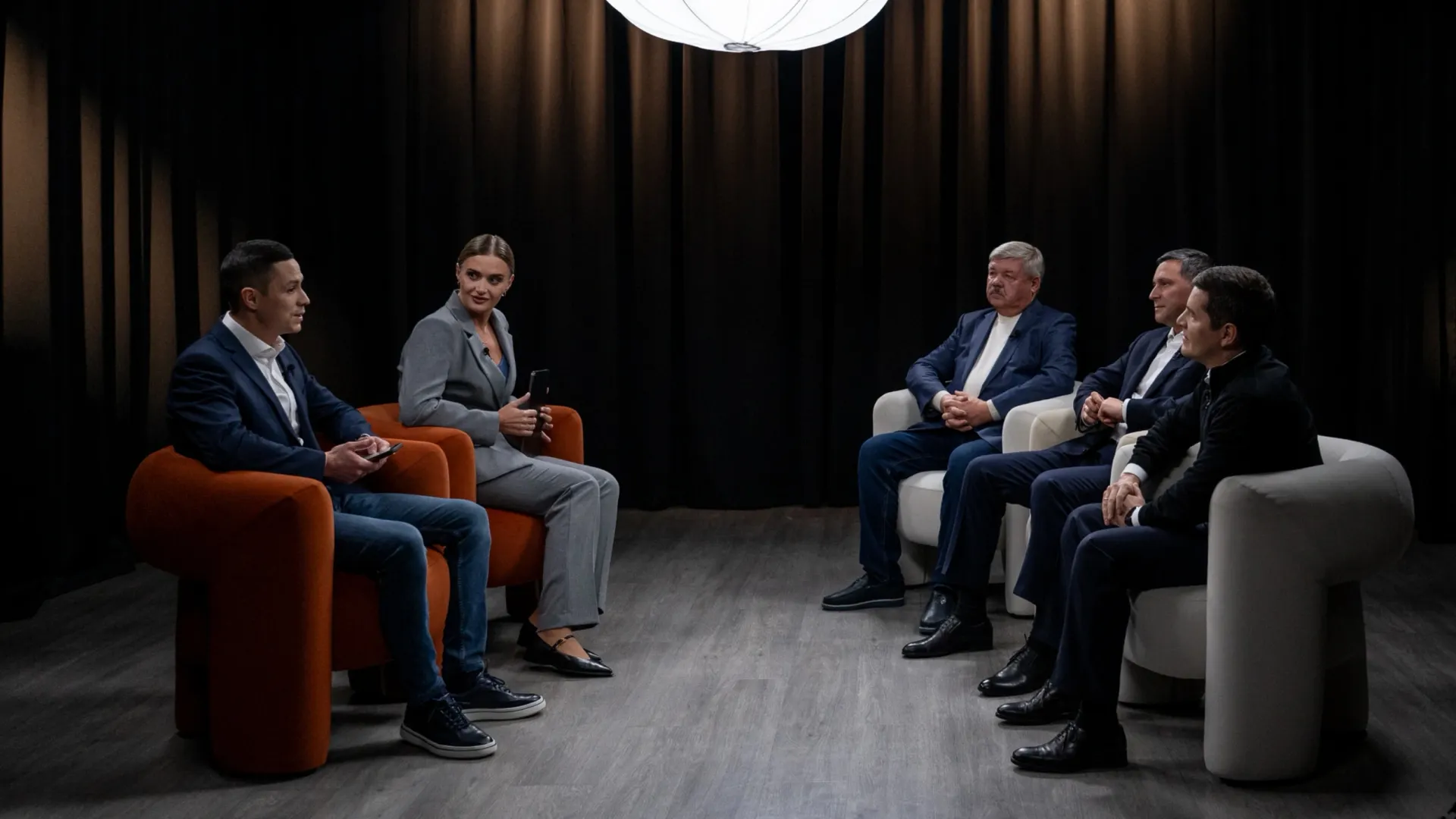 Интервью Д. Артюхова, Д. Кобылкина и Ю. Неёлова. Фото: пресс-служба губернатора ЯНАО