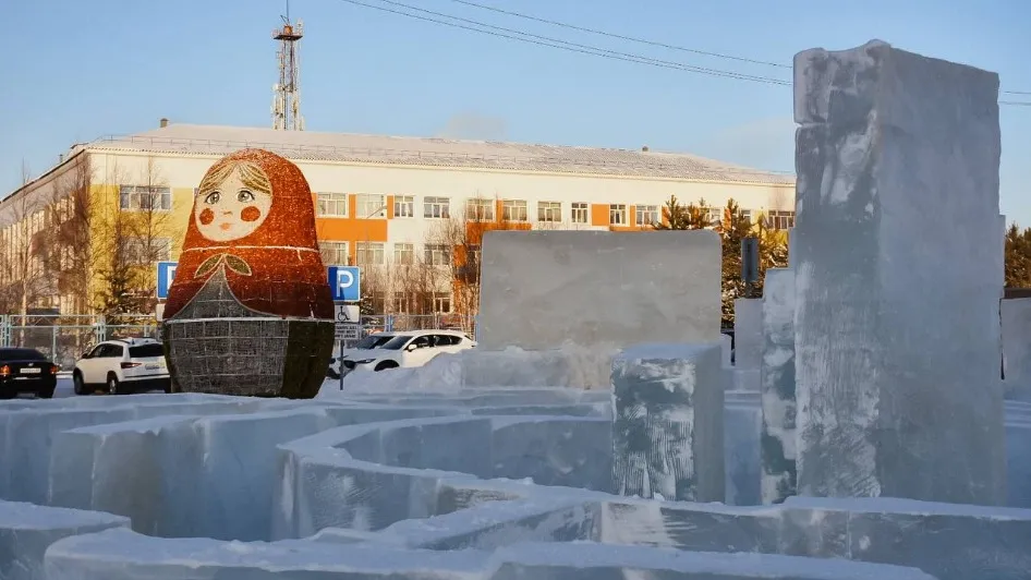 В Губкинском знают, как порадовать детвору: горок и елок будет предостаточно. Фото: t.me/AMGaranin