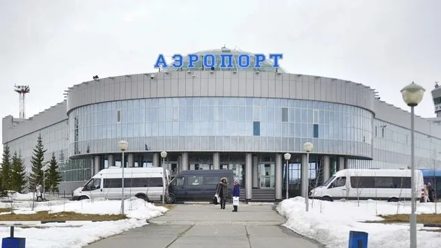 Авиаперелеты - основная возможность путешествовать по Ямалу и за его пределы. Фото: Андрей Ткачёв / "Ямал-Медиа"