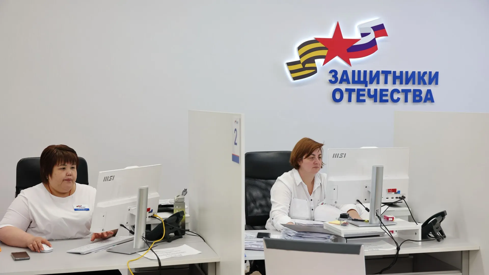 Фонд «Защитники Отечества» поможет оформить соцконтракт участникам СВО. Фото: Андрей Ткачёв / «Ямал-Медиа»