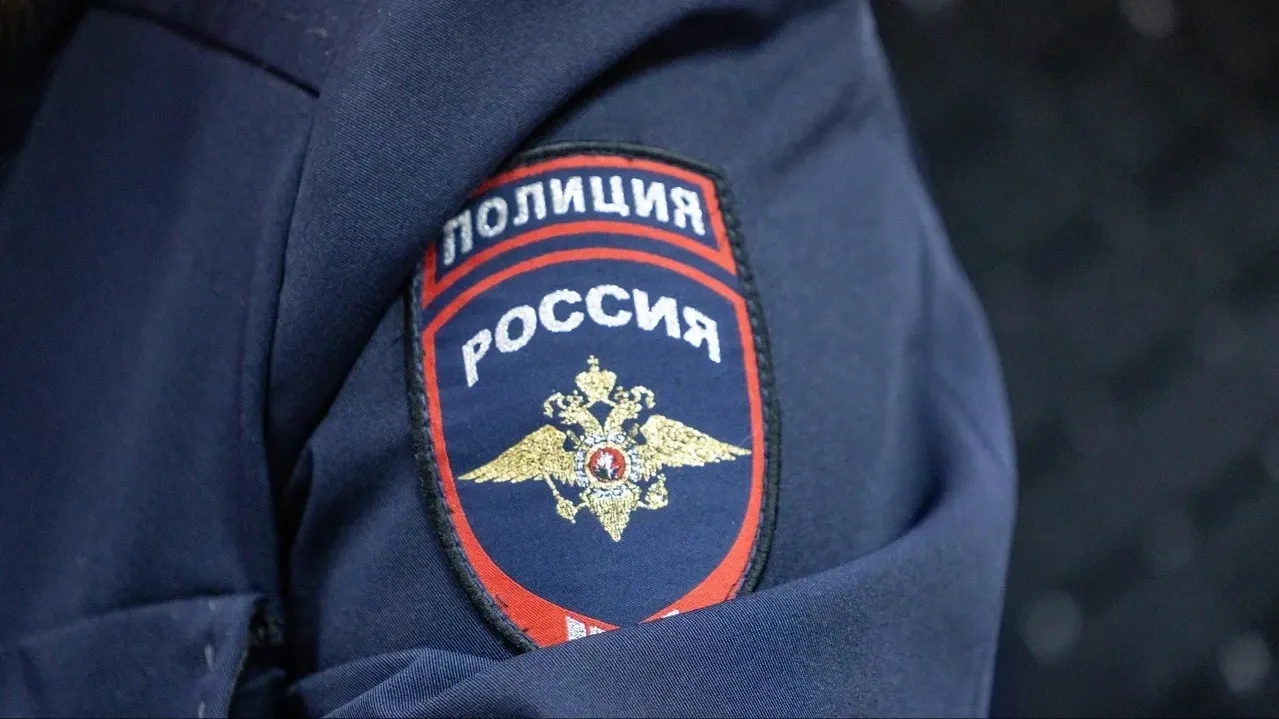 Человек в форме должен вызывать уважение. Фото: Юрий Здебский / «Ямал-Медиа»