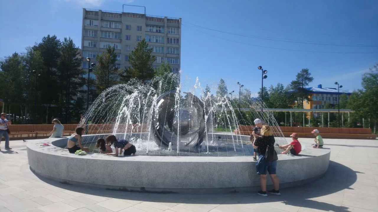 Летний Ноябрьск. Фото: Валерия Акименко / КРАСНЫЙ СЕВЕР