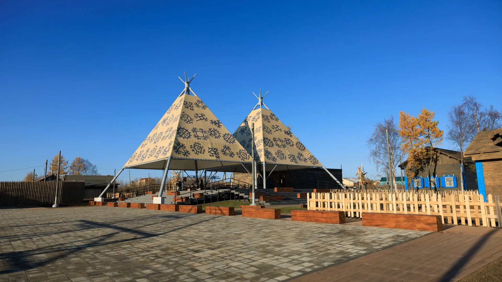 Этнопарк "Коми-деревня" победил в одной из номинаций. Фото: Василий Петров / АНО «Ямал-Медиа»