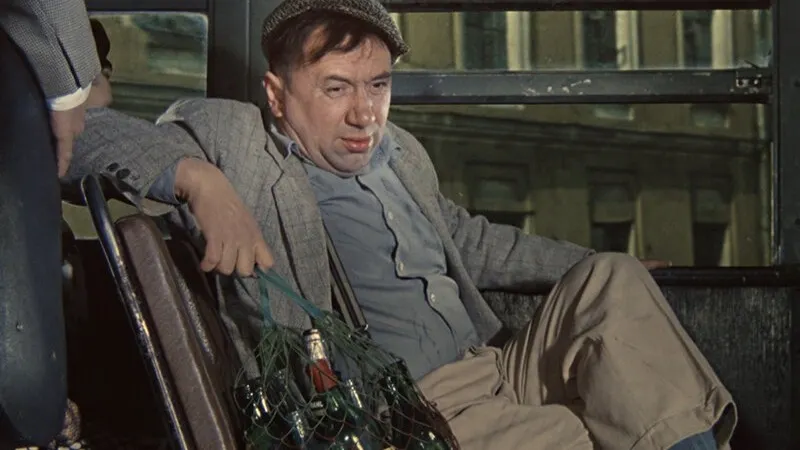 Фото: кадр из фильма «Операция «Ы» и другие приключения Шурика» (1965 год), режиссер Леонид Гайдай / киностудия «Мосфильм»