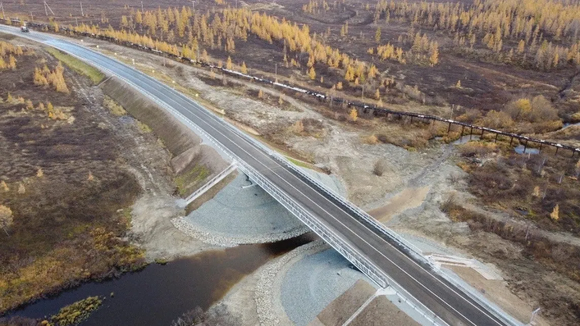 Новый мост гораздо прочнее предыдущего. Фото: vk.com/dtidhyanao