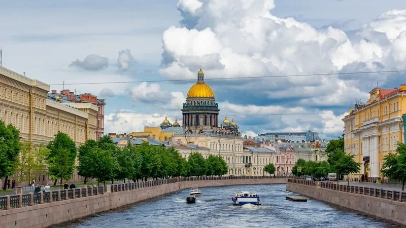 Достопримечательности Санкт-Петербурга увидят ямальские школьники. Фото: Mistervlad / shutterstock / Fotodom