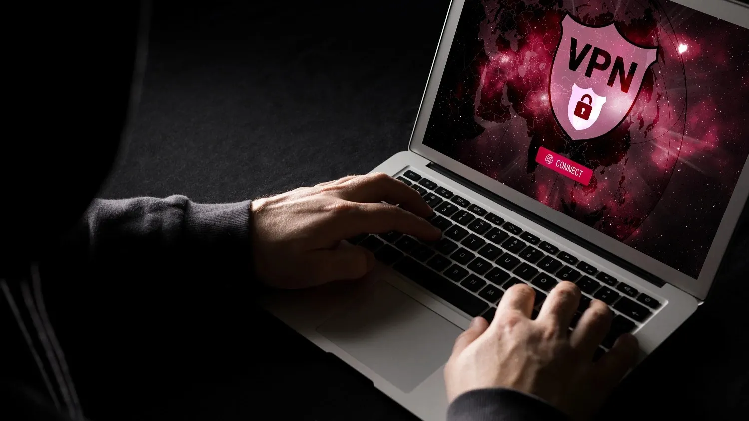 Использование VPN-сервиса не просто увеличивает потребление трафика, но и грозит утечкой данных. Фото: Kaspars Grinvalds / shutterstock.com
