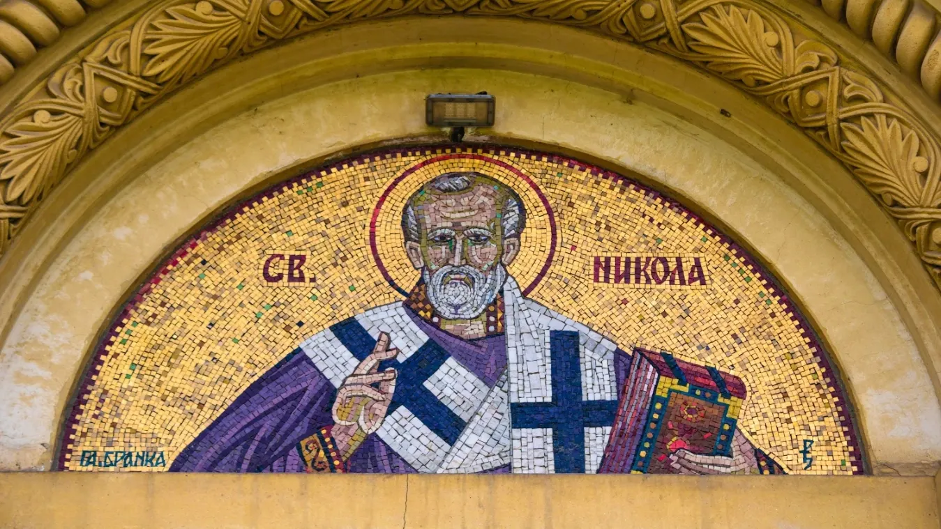 Икона святого в Белграде, Сербия. Фото: Bada1/Shutterstock/Fotodom