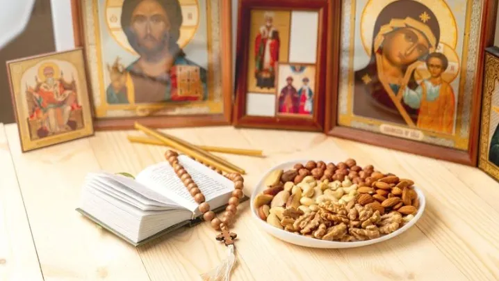 Рождественский пост начинается 28 ноября. Фото: AntonSAN/Shutterstock/Fotodom