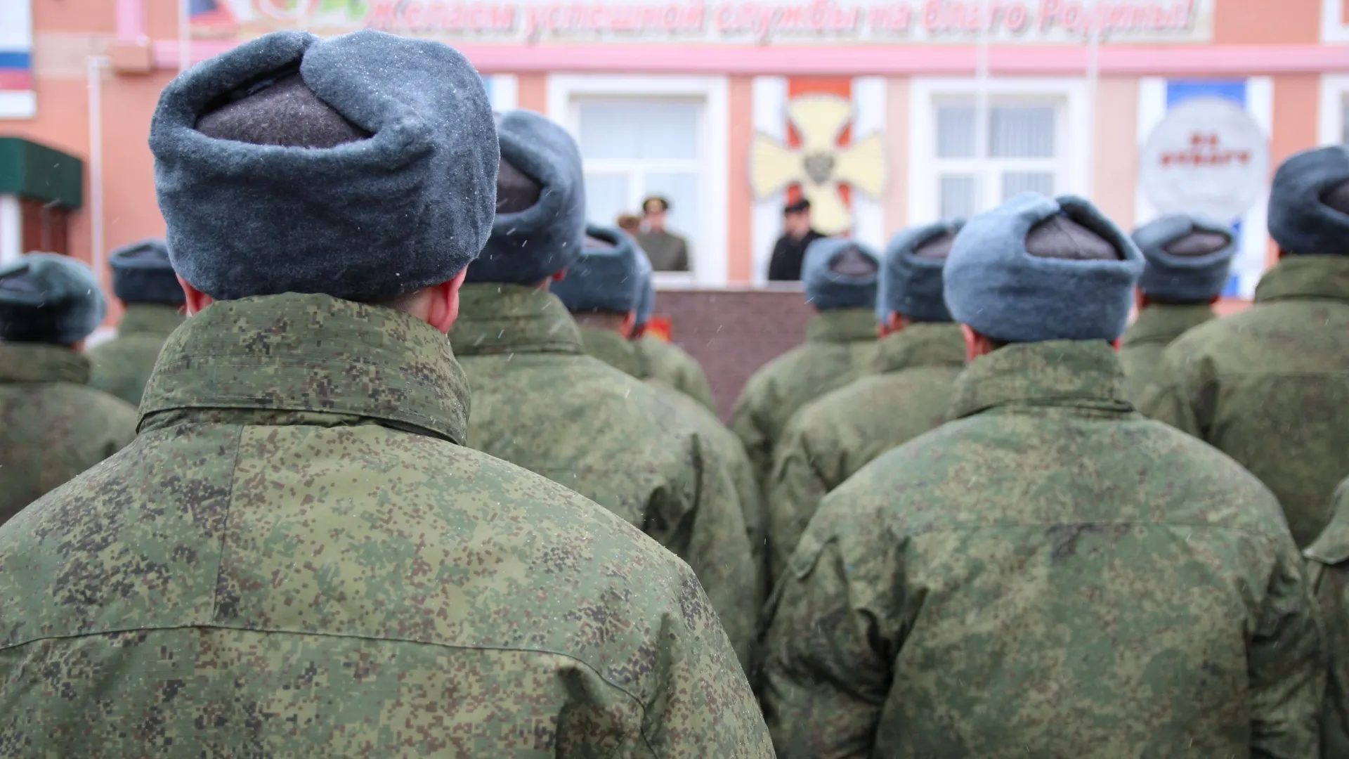 Срок службы в армии России для призывников составляет один год. Фото: Ergin Mikhail / Shutterstock / Fotodom