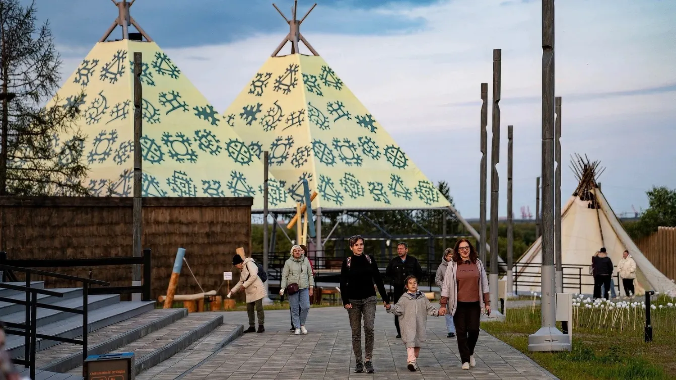 Этнографический парк «Коми-деревня» в Лабытнанги. Фото: Сергей Зубков / «Ямал-Медиа»