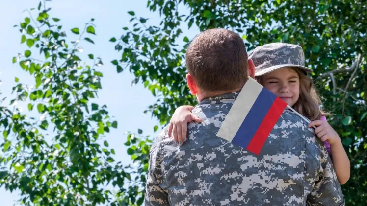 У ямальских детей военнослужащих внушительный пакет льгот. Фото: BERMIX STUDIO / Shutterstock / ФОТОДОМ