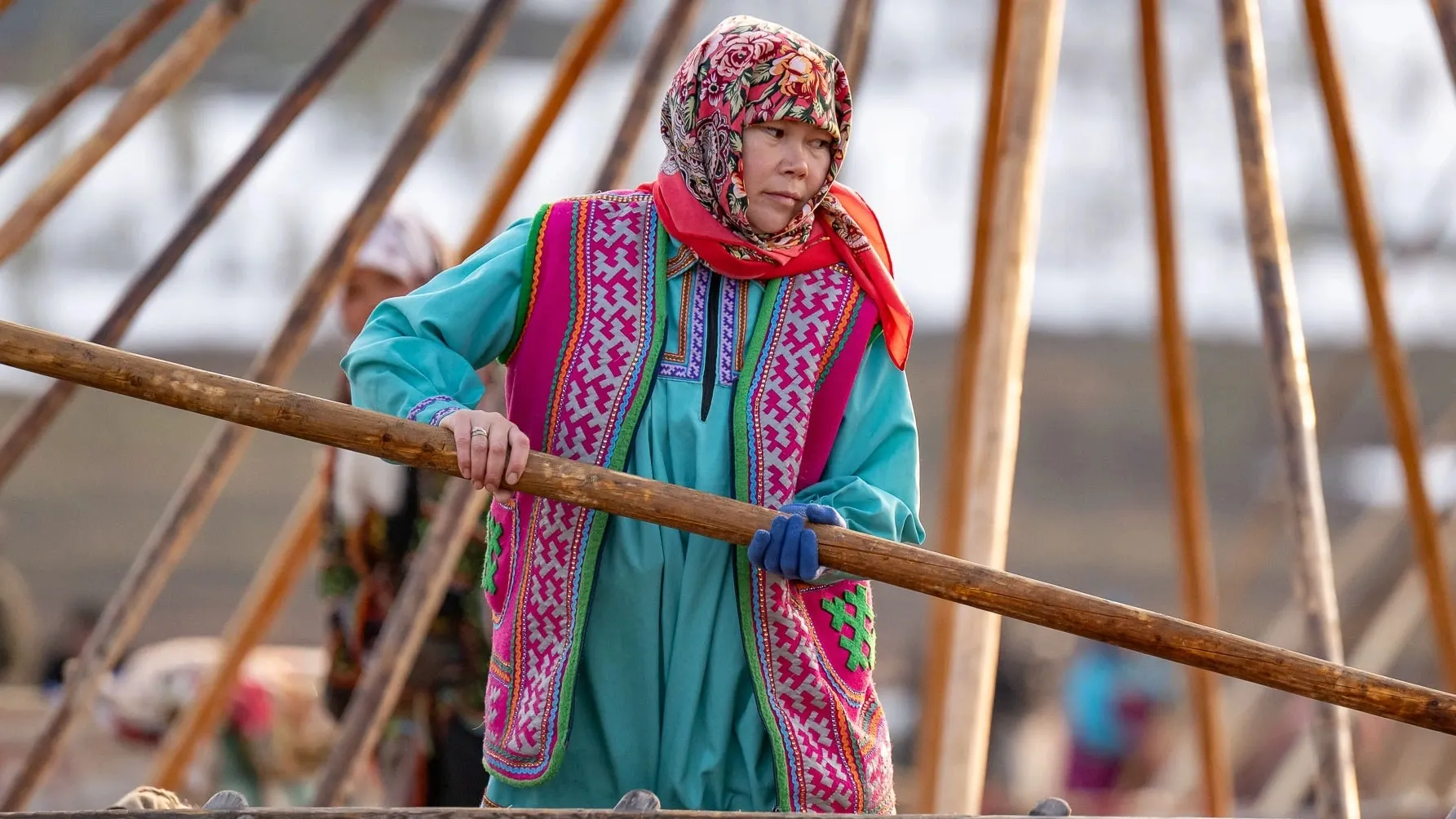 Каӆаӊаӊ нэӊхэт па хуӆ веӆты ях мет масты пормасатна масайт. Хор: ЯНАО губернатор пресс-служба